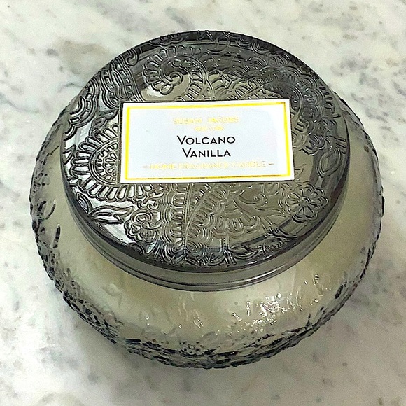 SUSAN JACOBS NEW YORK CANDLE VOLCANO VANILLA NEW 2 WICK GLASS INPRINT - Picture 3 of 3